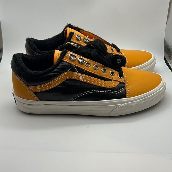 Vans Old Skool MTE outdoor all weather low top sneaker NEW men 7.5 / women 9 - Picture 1 of 12